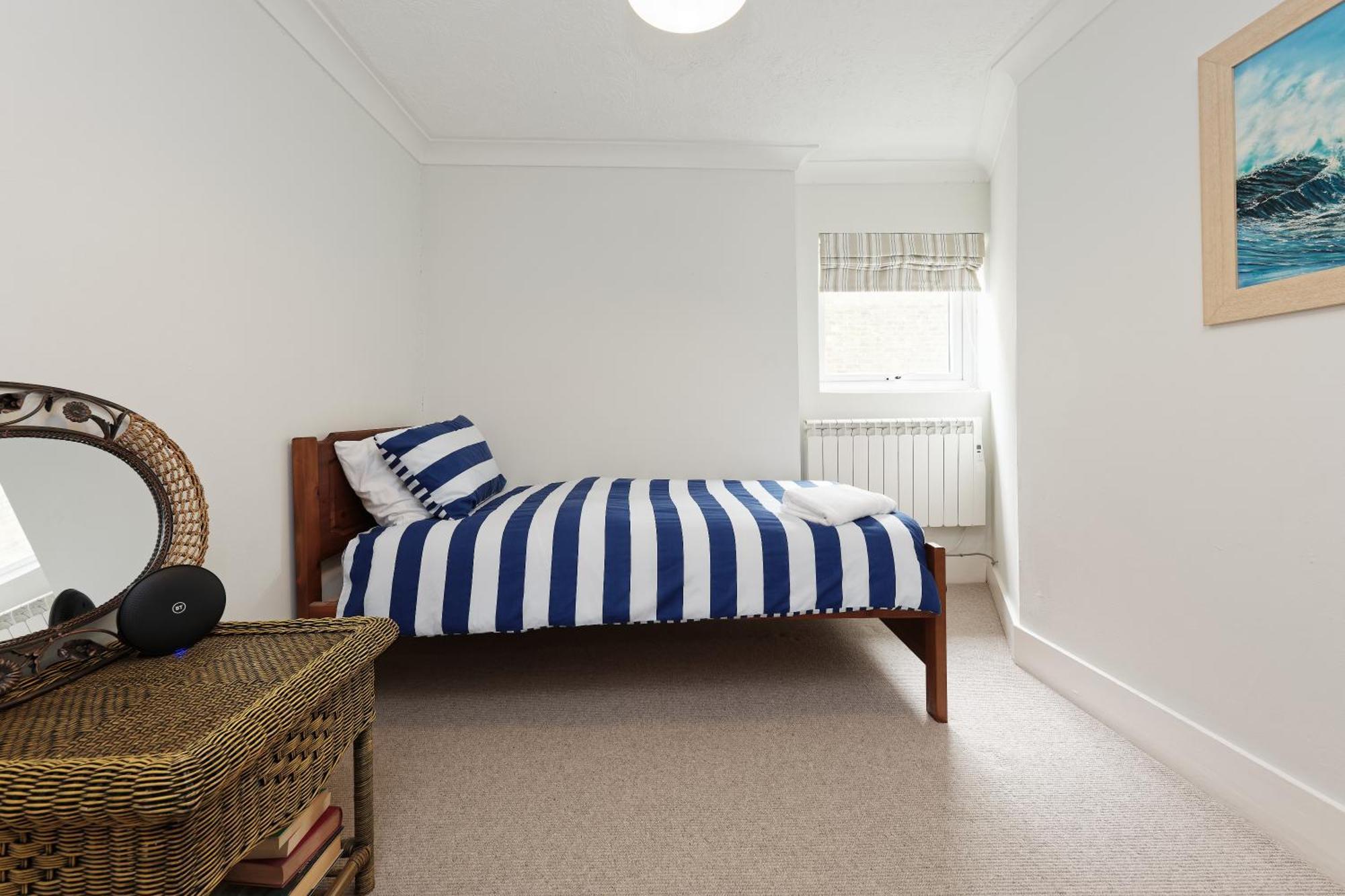 Viking Bay View 3 Bed Apartment Broadstairs Exterior photo