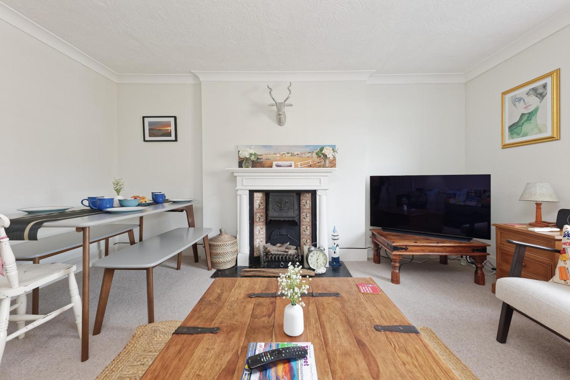Viking Bay View 3 Bed Apartment Broadstairs Exterior photo